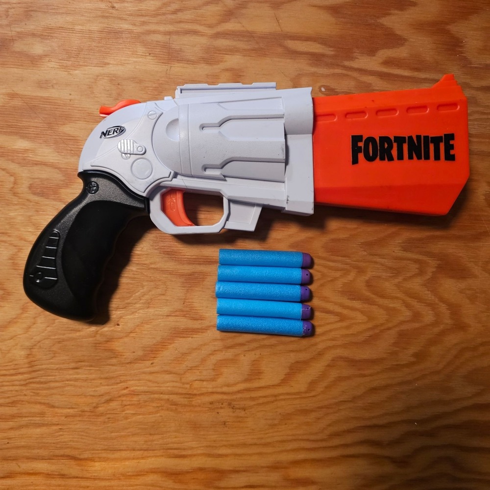 NERF Fortnite Dart Blaster Toy Gun White Orange Revolver 4 Barrel 5 Darts